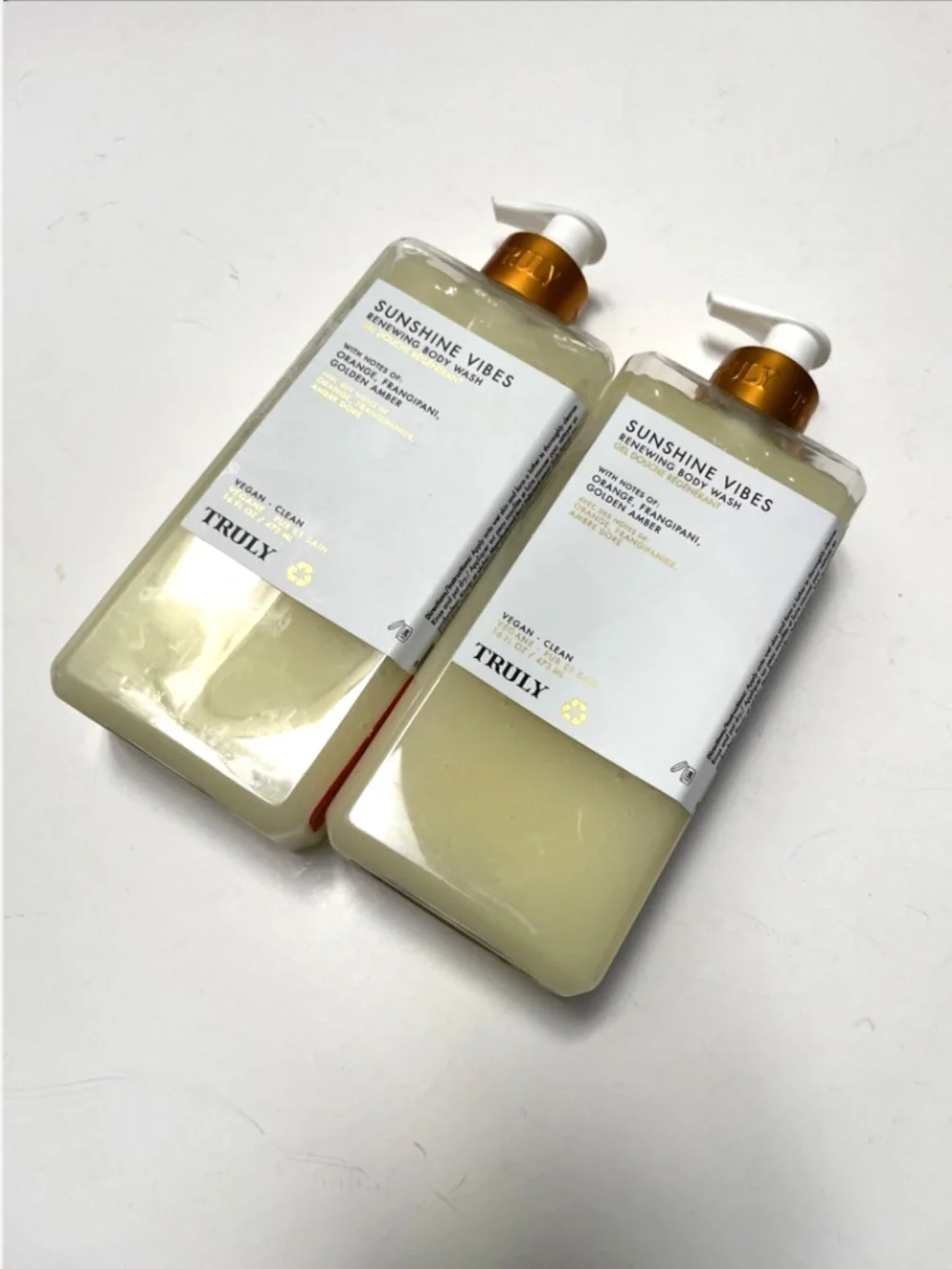 Truly Sunshine Vibes Renewing Body Wash Bundle 2pc Orange Frangipani Vegan